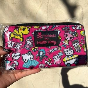 Toki Doki for Hello Kitty Full-Zip Wallet